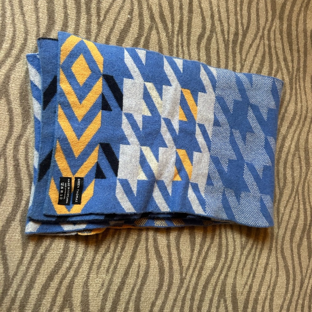 100% SCOTTISH LAMBWOOL Geometric Blue and Yellow Scarf